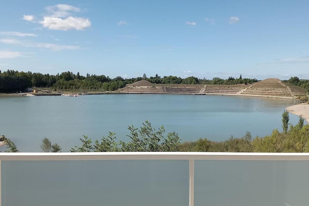 Appartement Climatise Au Coeur De La Provence Lac Et Parcs D'Attractions 10Mn Avignon Монтё Экстерьер фото